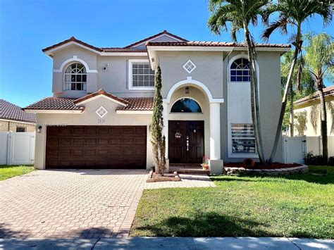 houses for sale pembroke pines fl.
